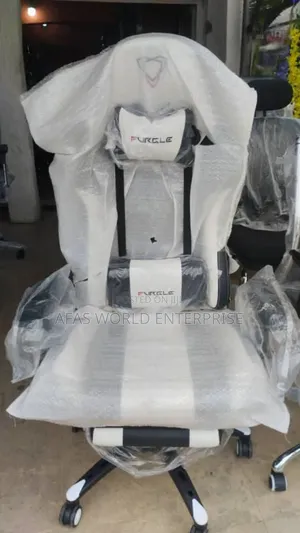 Beautiful Game Chair for Office Use
