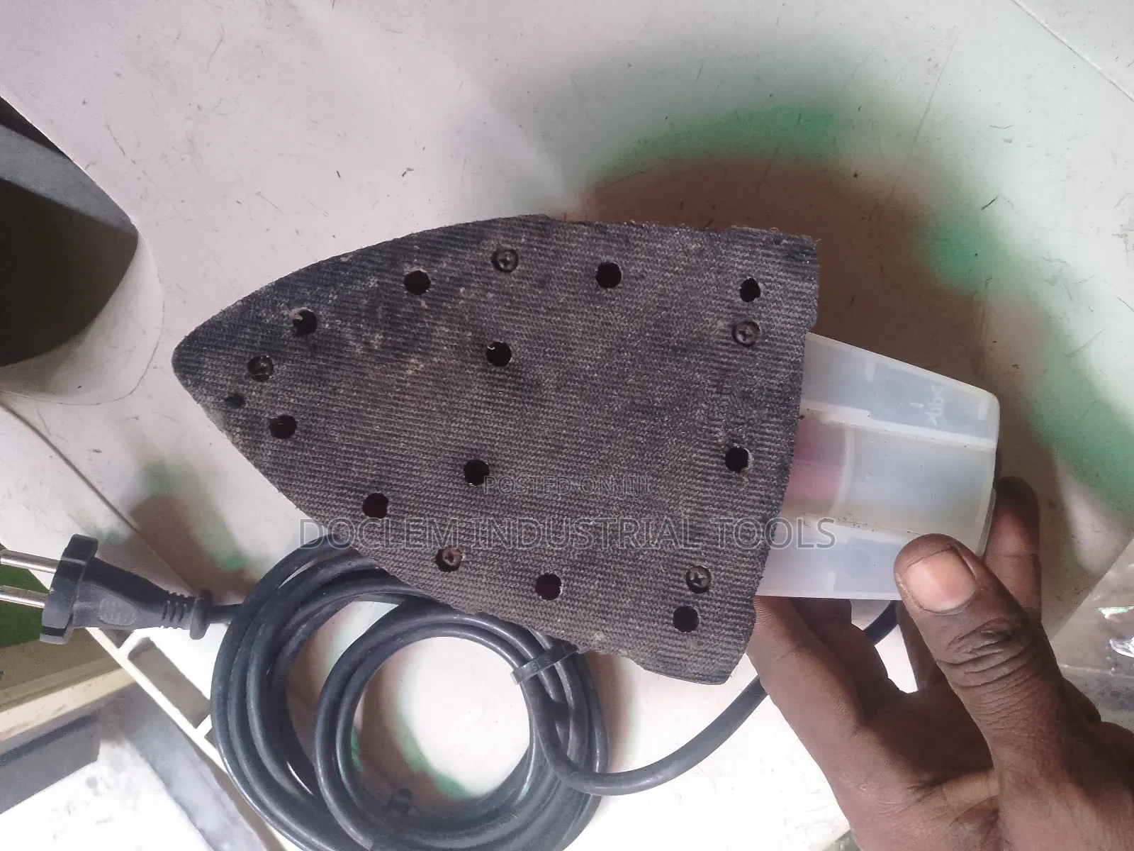 Tokunbo Sandpaper Machine