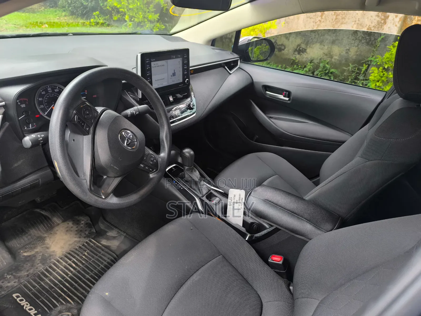 Toyota Corolla LE 2021 Blue