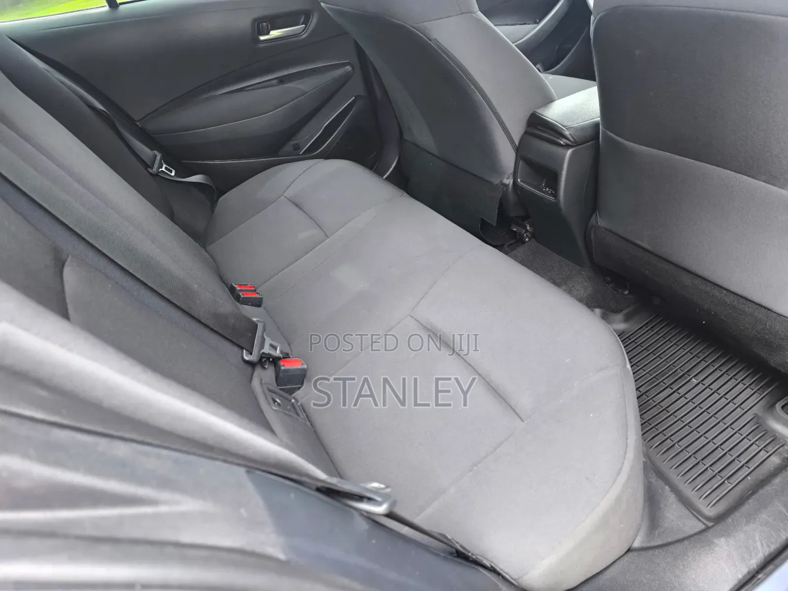 Toyota Corolla LE 2021 Blue