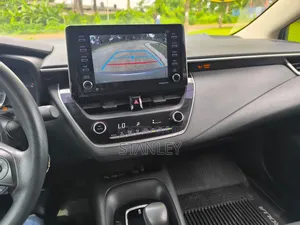 Toyota Corolla LE 2021 Blue