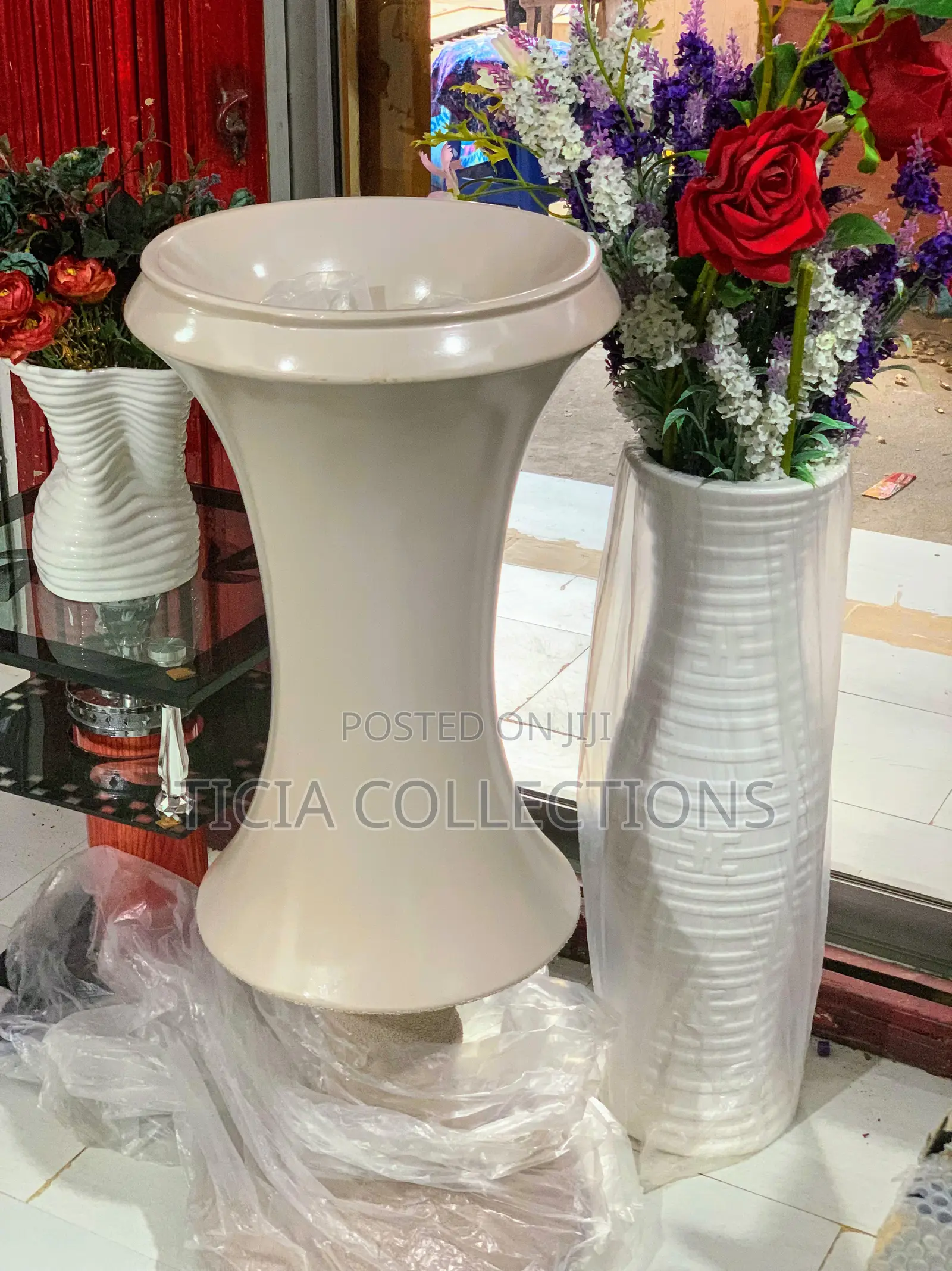 Marble Large Flower Vases With Luxury Touch