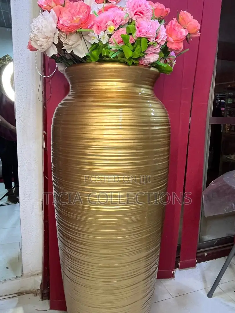 Marble Large Flower Vases With Luxury Touch