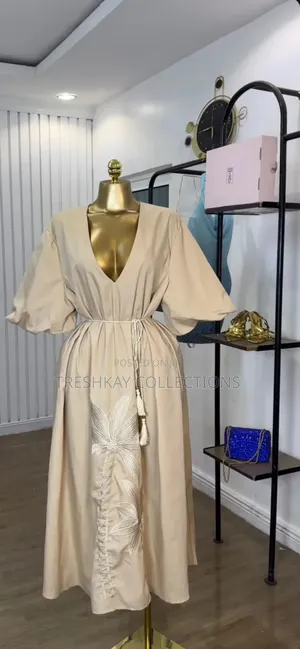 Luxury Et Quality Ladies Dress 