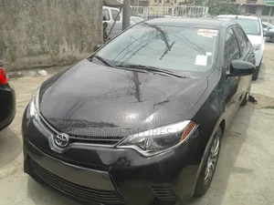 Toyota Corolla LE 4dr Sedan (1.8L 4cyl CVT) 2015 Black