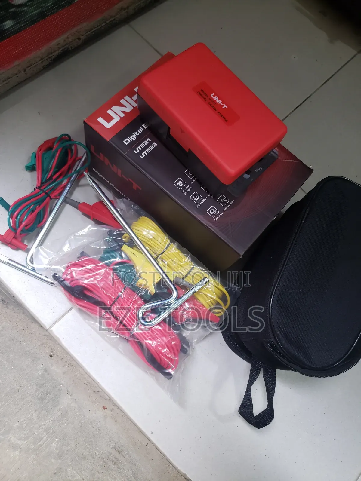 Uni-T Digital Earth Tester