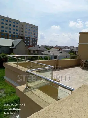 Quality10m Glass