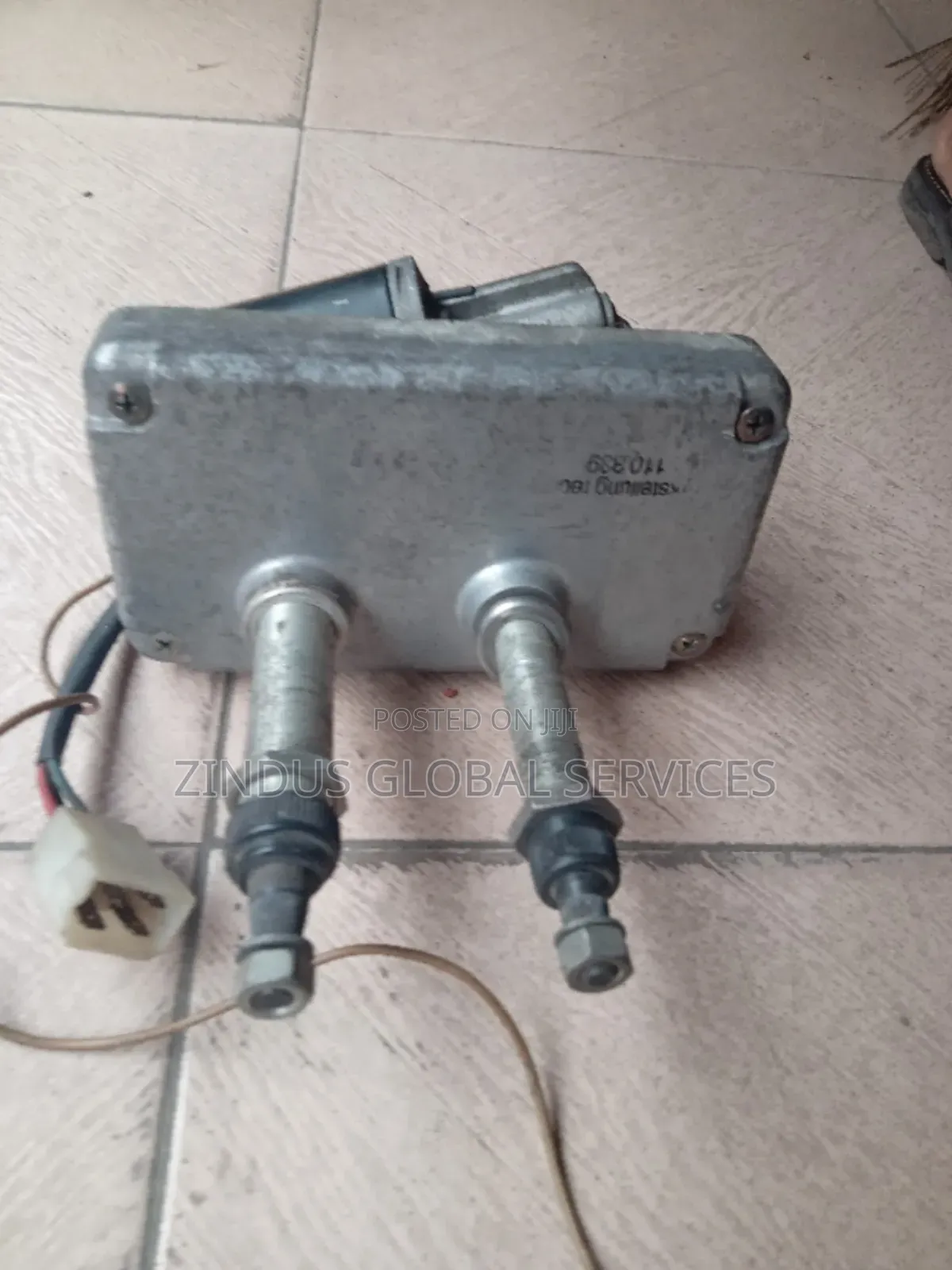 Engine Wiper