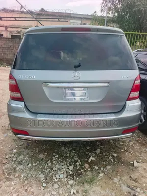 Mercedes-Benz GL-Class 2012 Gray