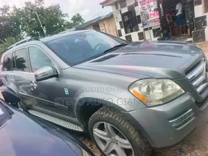 Mercedes-Benz GL-Class 2012 Gray