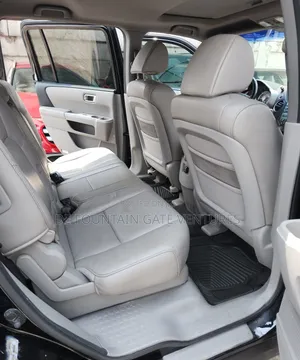 Honda Pilot LX 4dr SUV 4WD (3.5L 6cyl 5A) 2011 Black