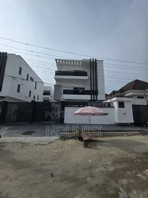 5bdrm Duplex in Ologolo for sale