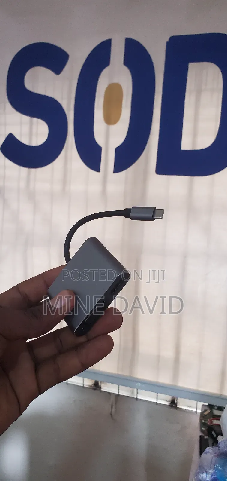 Type C to Hdmi and Vga Adapter