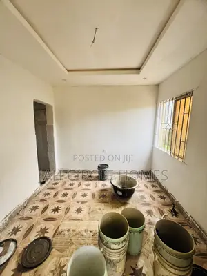 Photo - 1bdrm Room & Parlour in Bond Estate, Ikorodu for rent