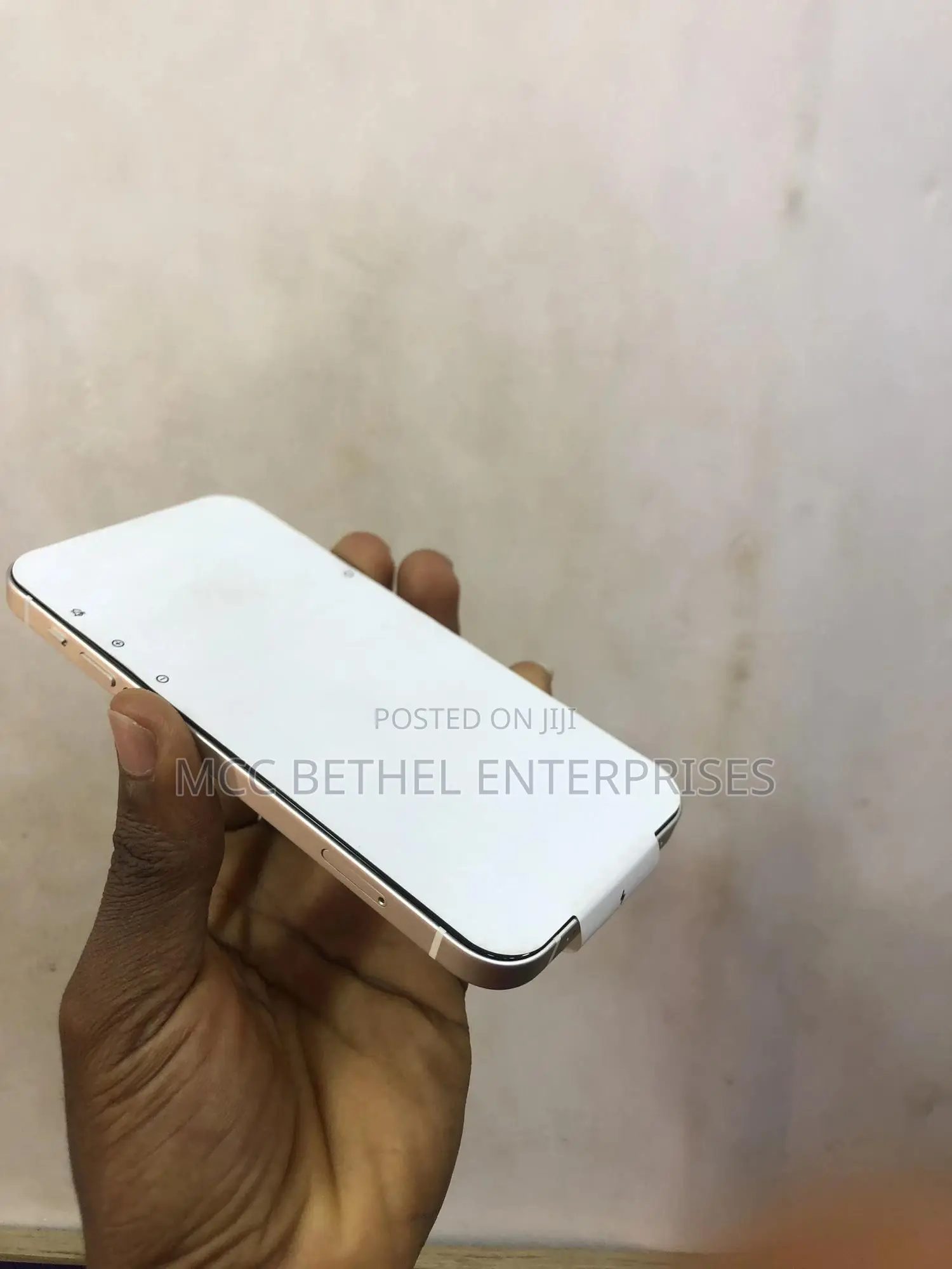Apple iPhone 12 64 GB White
