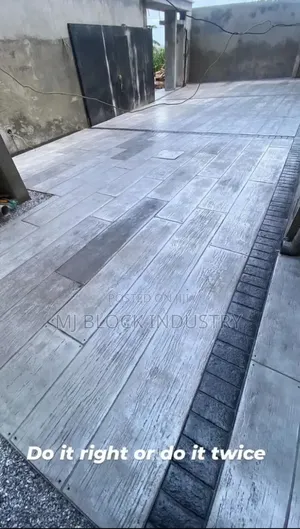 Non Fading Flooring