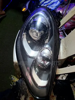 Complete Head Lamp Porche Cayanne 2016