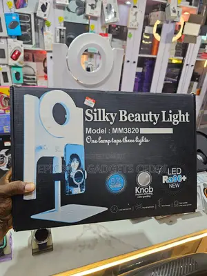 Silky Beauty Selfie Light