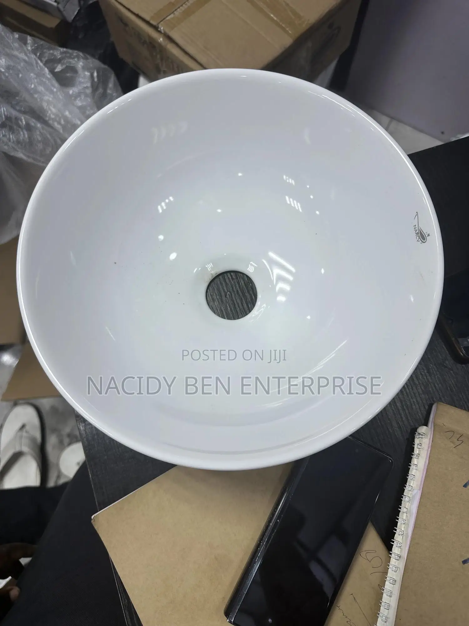 Small Round Basin