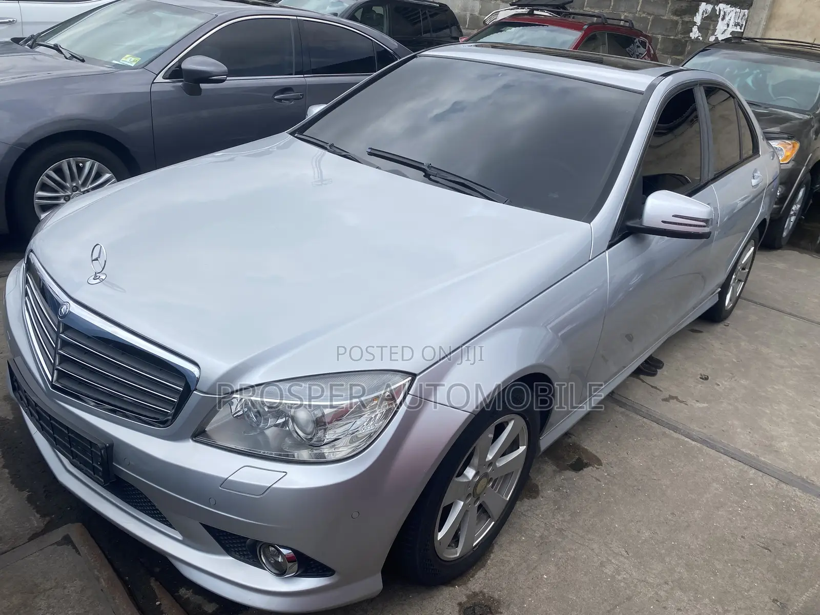 Mercedes-Benz C200 2011 Silver