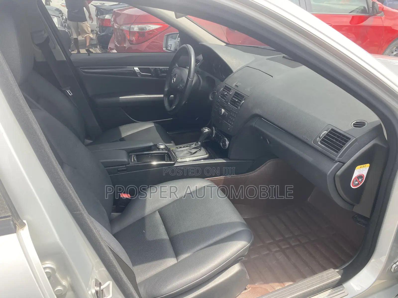 Mercedes-Benz C200 2011 Silver