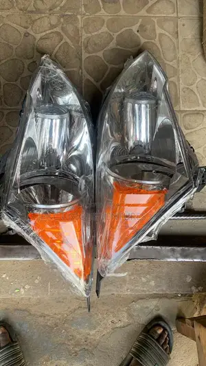 Head Light 07-011 CRV