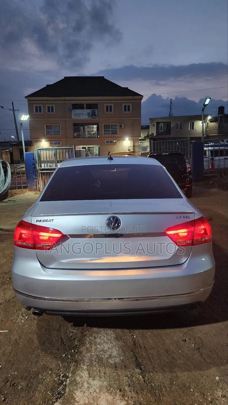 Volkswagen Passat 2013 Silver