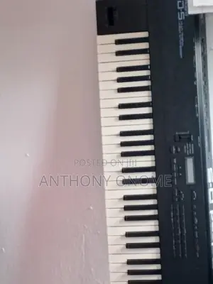 Photo - Roland D-5 Keyboard