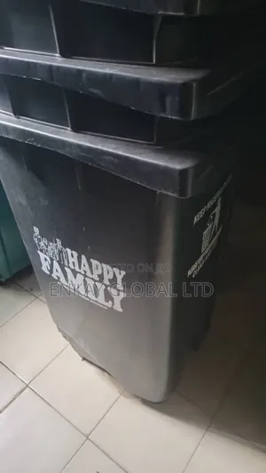 Happy Family Waste Bin