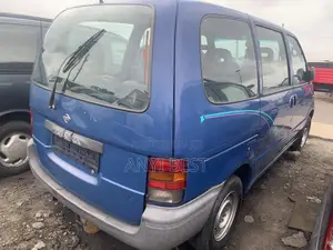Nissan Serena 1993 Blue