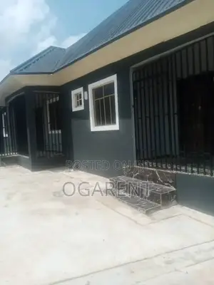 1bdrm Apartment in Benin City for rent