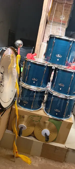 Pearl Roadshow Parade (Marching) Drum