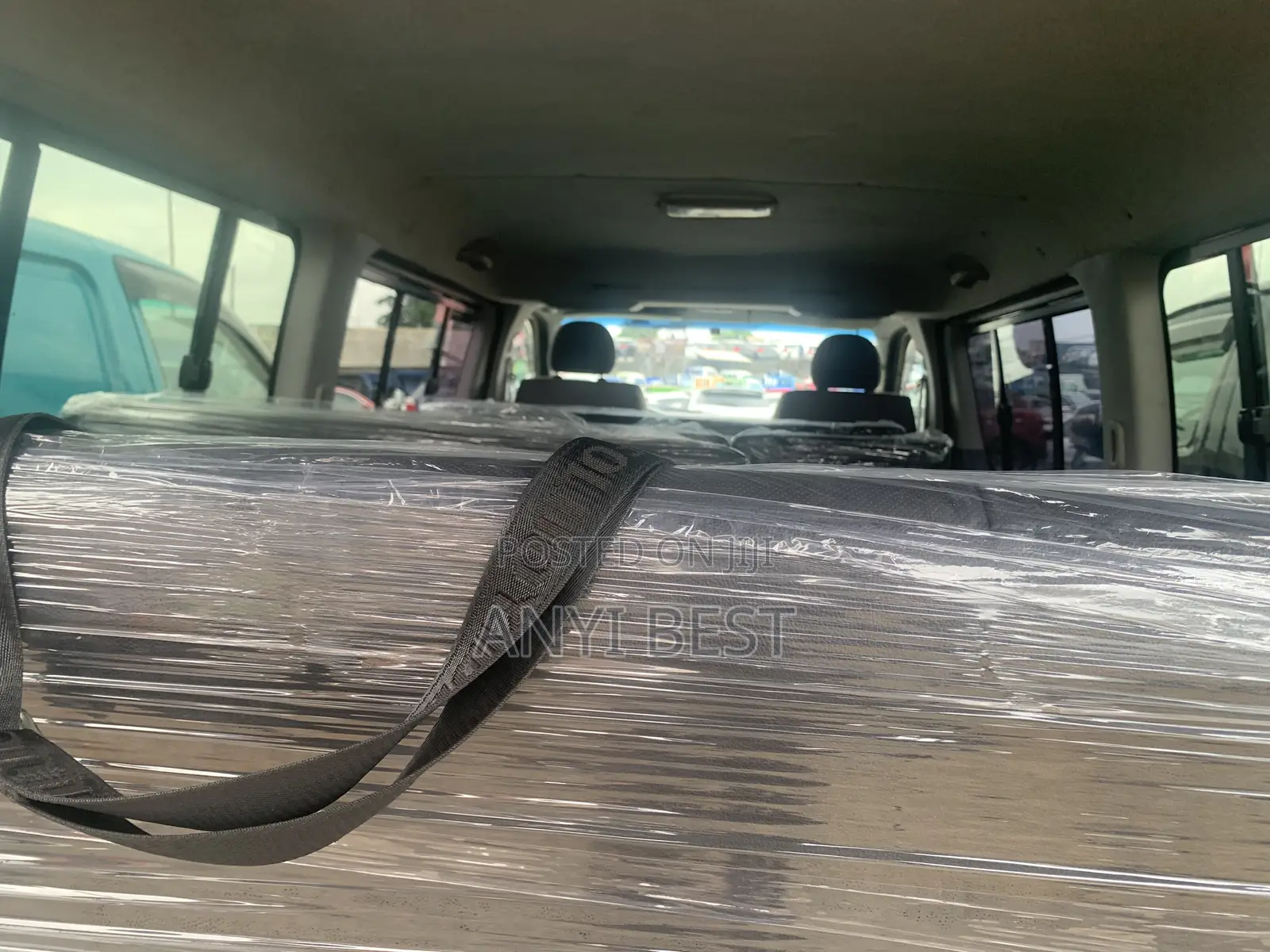 Toyota HiAce 2008 White