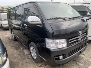 Toyota HiAce 2012 Black