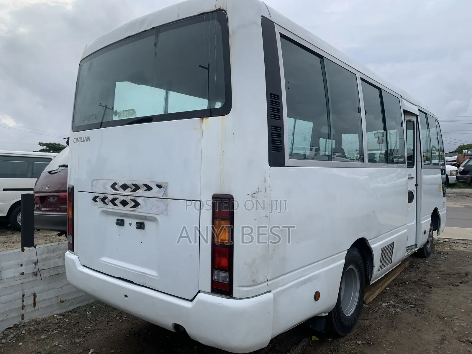 Nissan Civilian 2010 White