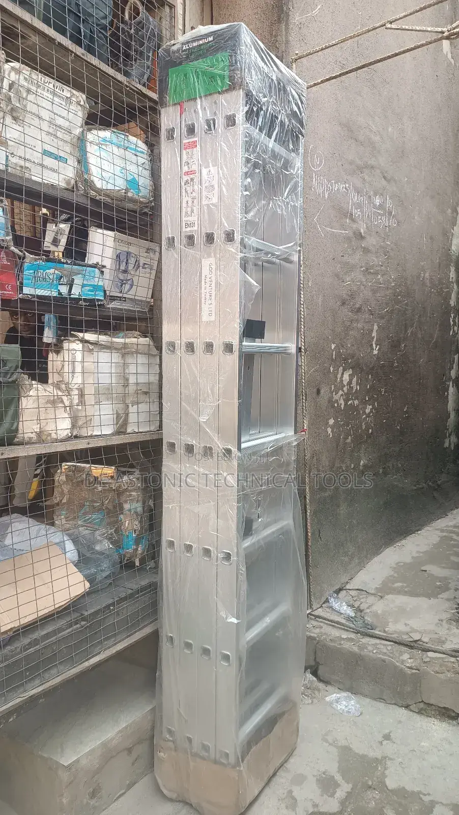 4x7 Foldable Ladder