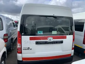 Toyota HiAce 2021 White