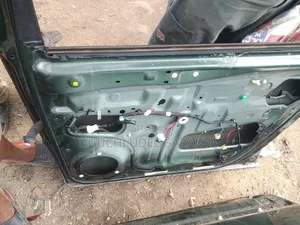 Front Door for Toyota Sienna 2000
