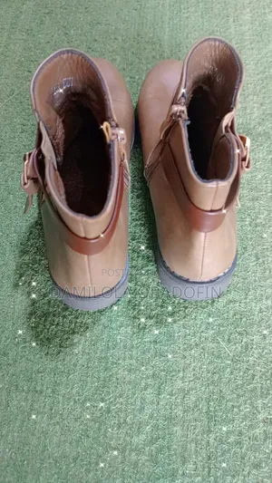 Ankle Shoe