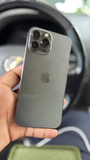 Photo - Apple iPhone 13 Pro Max 128 GB Gray