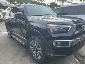 Toyota 4-Runner Limited 4dr SUV (4.0L 6cyl 5A) 2015 Black