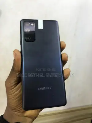 Photo - Samsung Galaxy S20 FE 128 GB Black