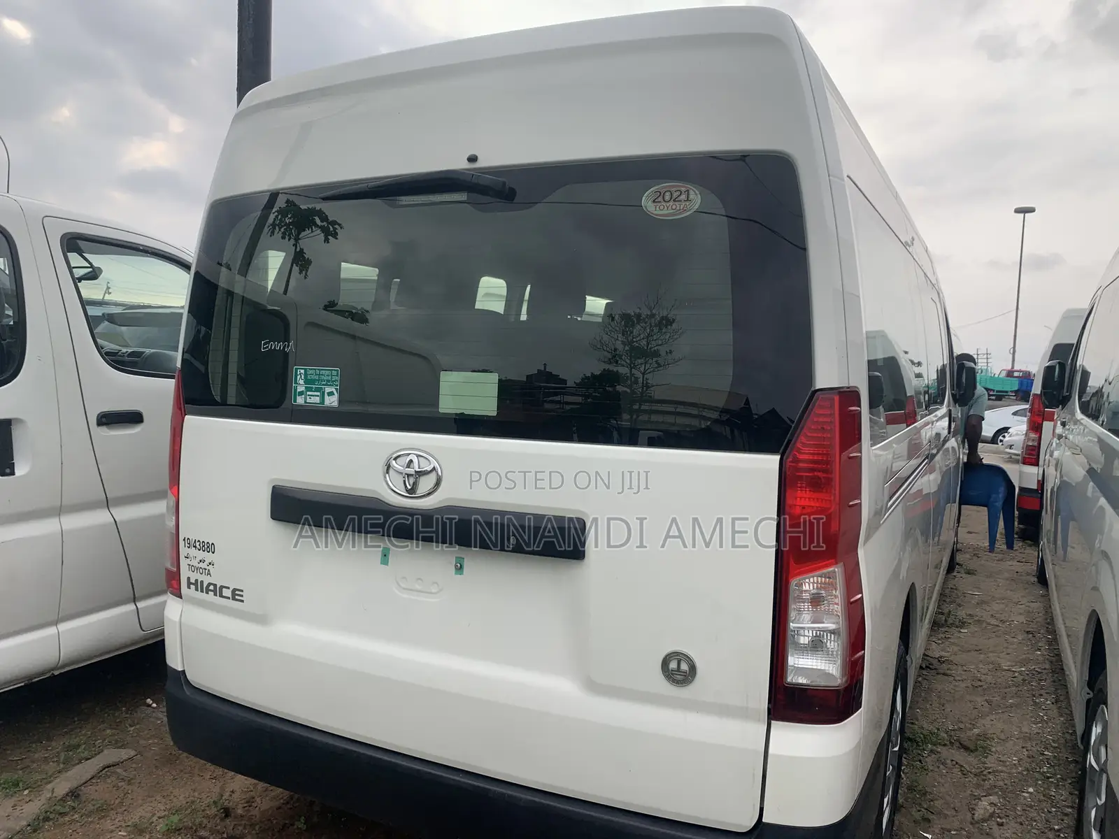 Toyota HiAce 2021 White