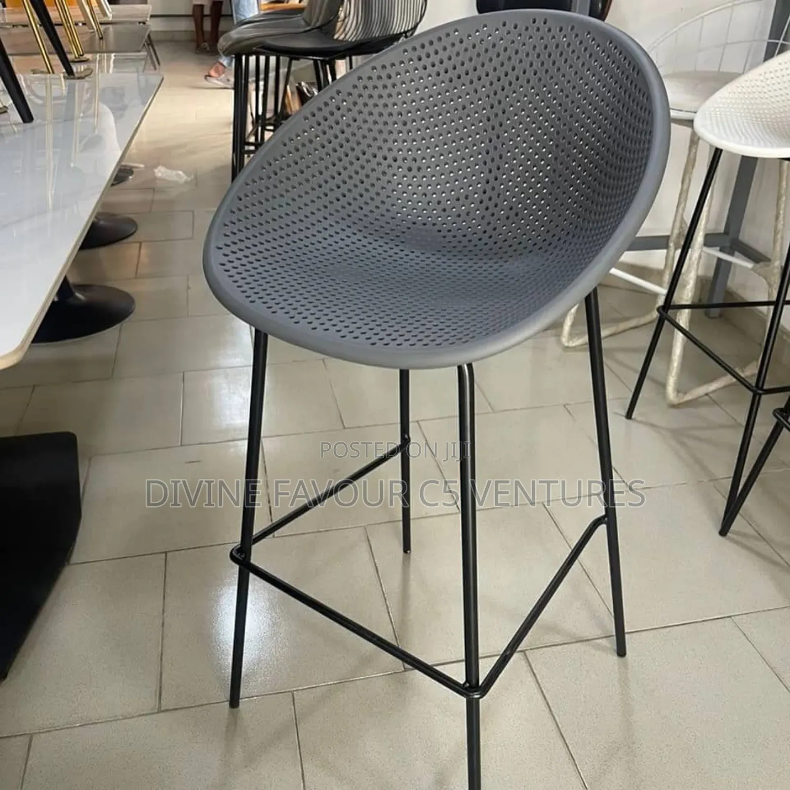 Bank Stool for Hotels and Bars ( Imported)