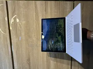 Laptop Microsoft Surface Book 3 8GB Intel Core I5 SSD 256GB