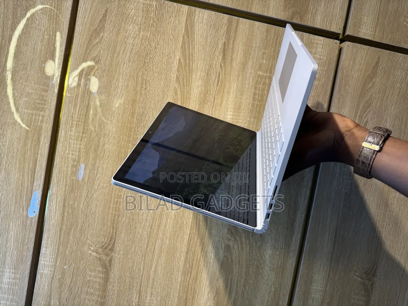 Laptop Microsoft Surface Book 3 8GB Intel Core I5 SSD 256GB