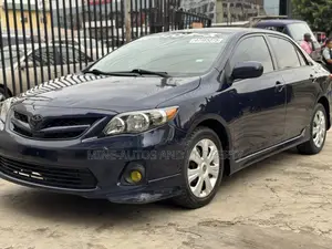 Toyota Corolla S 4dr Sedan (1.8L 4cyl 4A) 2011 Blue