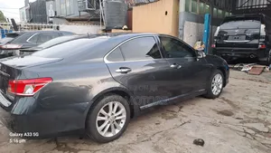 Lexus ES 350 2011 Gray