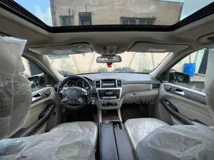 Mercedes-Benz M Class ML350 4MATIC 4dr SUV AWD (3.5L 6cyl 7A) 2014