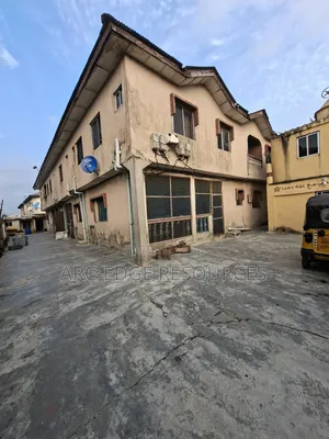 3bdrm Block of Flats in Ago Palace for sale